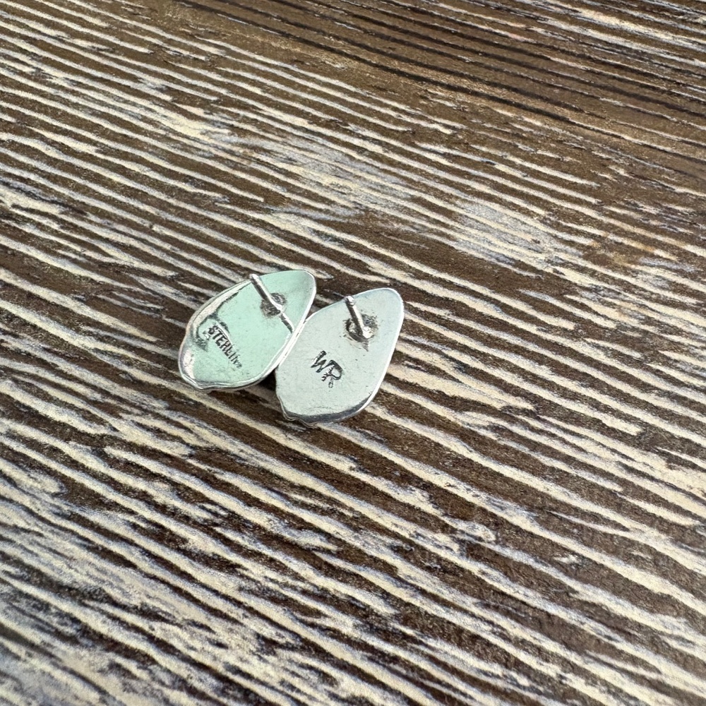 Exquisite Teardrop Kingman Turquoise Sterling Silver Stud Earrings - Picture 9 of 10